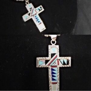 10/3 HP ✌🏼️💕😊 Native American Cross  Necklace